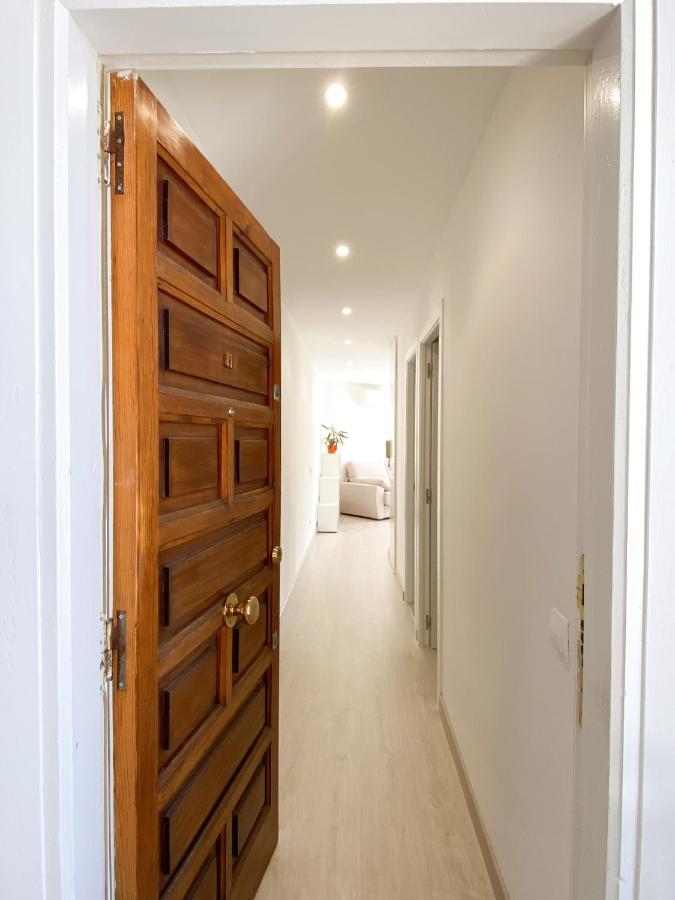 Dalex Apartment Салоу Екстериор снимка