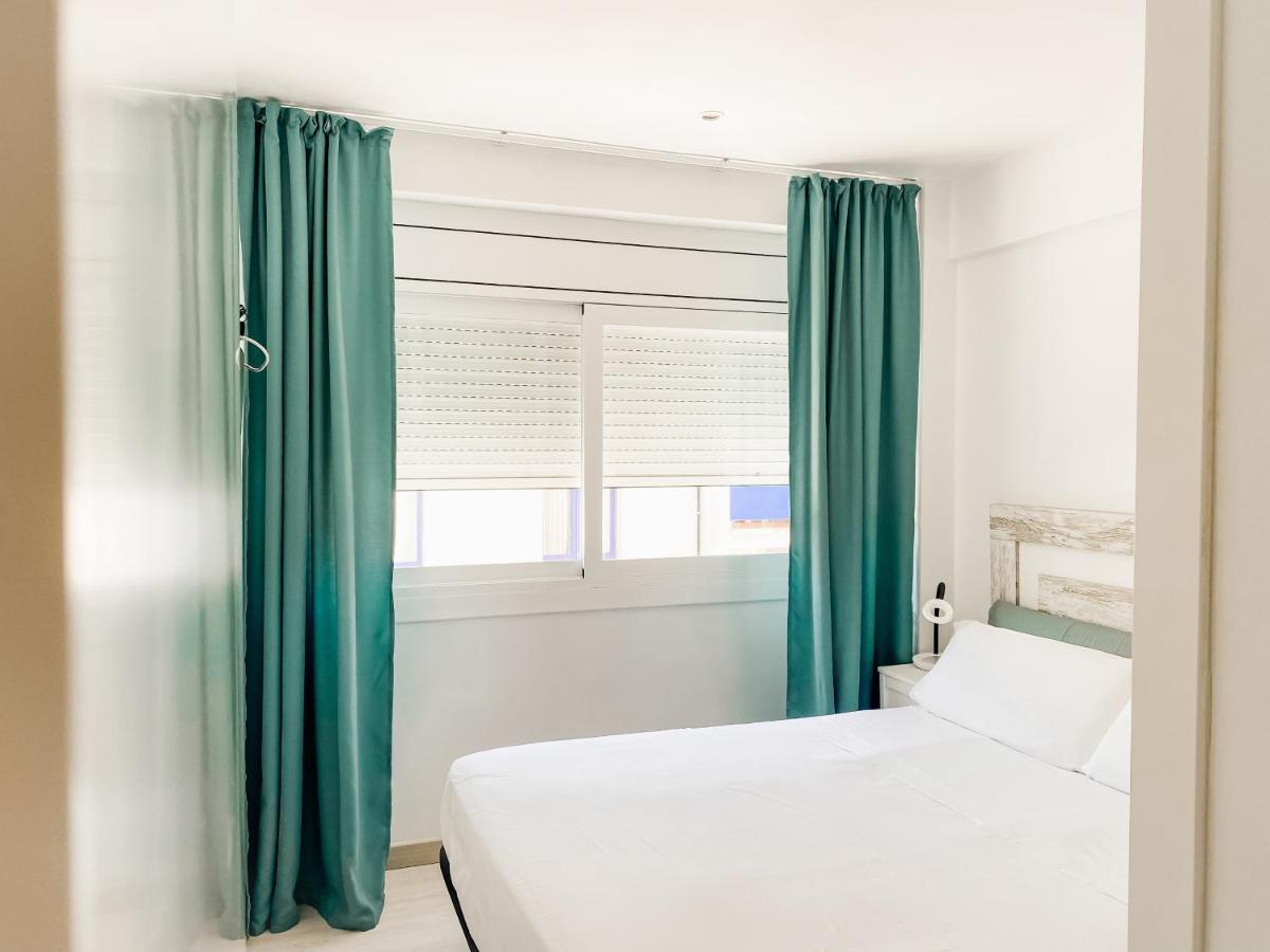 Dalex Apartment Салоу Екстериор снимка