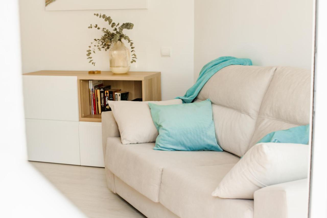 Dalex Apartment Салоу Екстериор снимка
