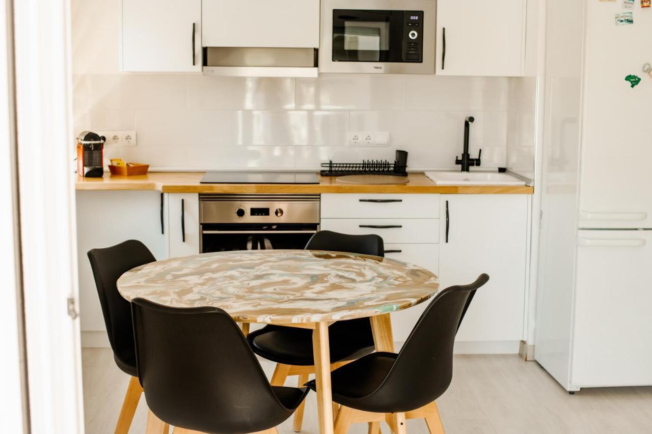Dalex Apartment Салоу Екстериор снимка